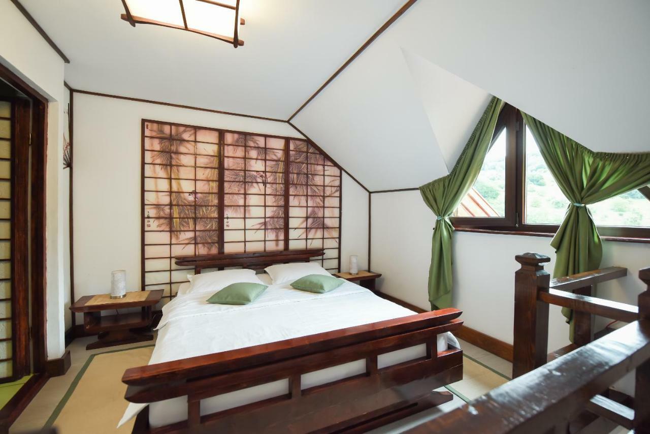 Casa Lily - Japanese Retreat Hotel Сигишоара Екстериор снимка